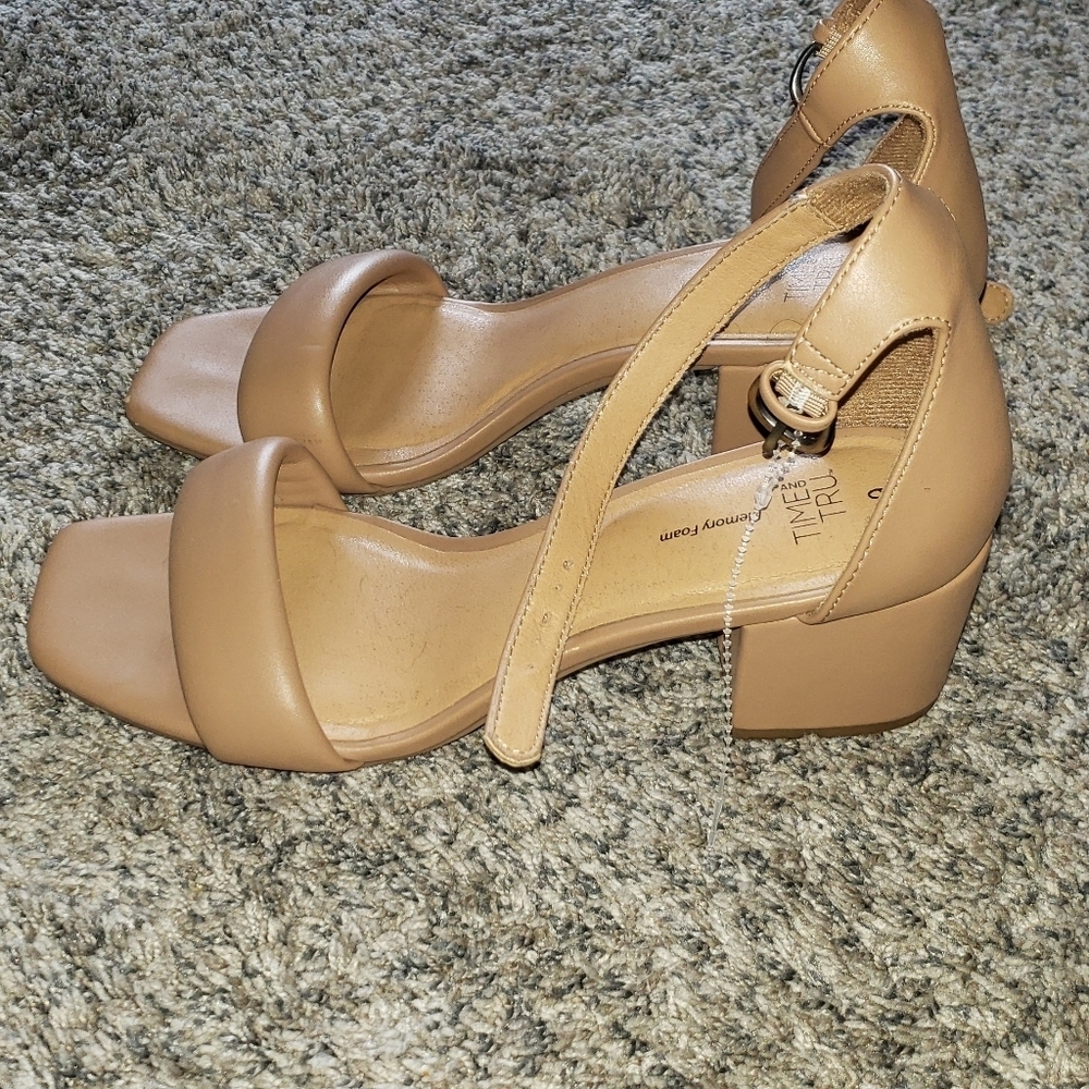 Time and Tru| Tan Block Heel Sandals